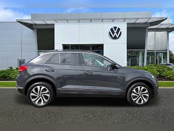 Used Volkswagen T-Roc 2022 for sale - 75385327: Photo
