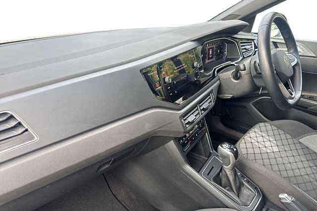 Used Volkswagen Taigo 2022 for sale - 76330070: Photo 2