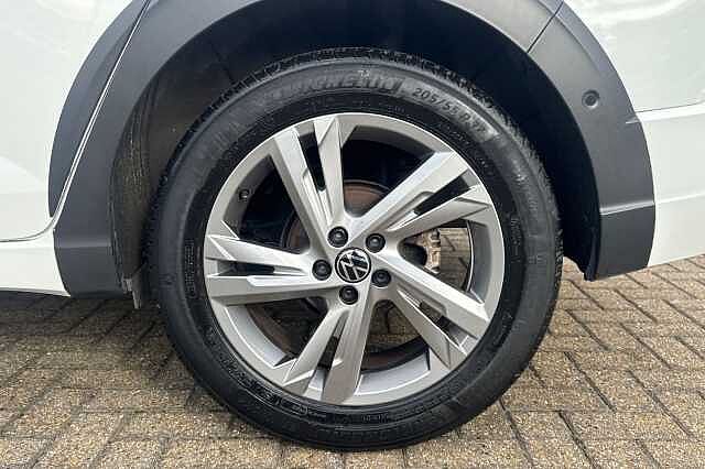 Used Volkswagen Taigo 2022 for sale - 76330070: Photo 5