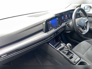 Used Volkswagen Golf 2023 for sale - 78331765: Photo