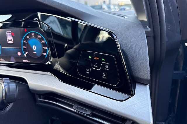 Used Volkswagen Golf 2022 for sale - 76884689: Photo 32