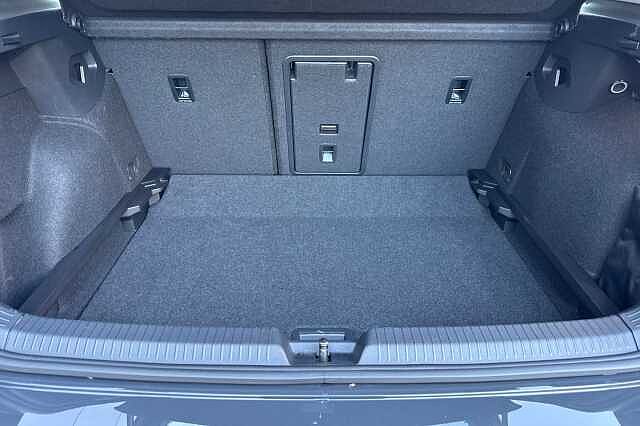 Used Volkswagen Golf 2022 for sale - 76884689: Photo 33