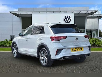 Used Volkswagen T-Roc 2023 for sale - 79385715: Photo