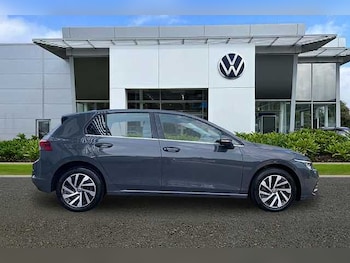 Used Volkswagen Golf 2023 for sale - 79266343: Photo