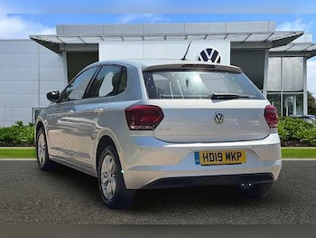 Used Volkswagen Polo 2019 for sale - 78683105: Photo