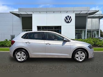 Used Volkswagen Polo 2019 for sale - 78683105: Photo