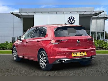 Used Volkswagen Golf 2021 for sale - 76040461: Photo 3