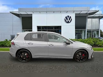 Used Volkswagen Golf 2026 for sale - 78961945: Photo