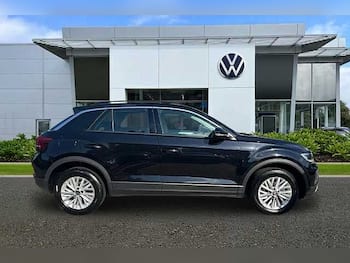 Used Volkswagen T-Roc 2024 for sale - 79385709: Photo