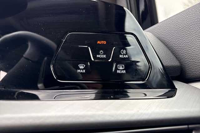 Used Volkswagen Golf 2023 for sale - 77403972: Photo 30