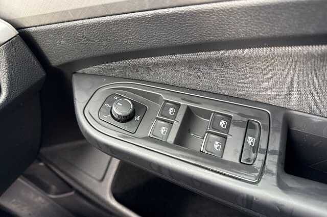 Used Volkswagen Golf 2023 for sale - 77403972: Photo 31