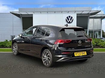 Used Volkswagen Golf 2023 for sale - 77403972: Photo