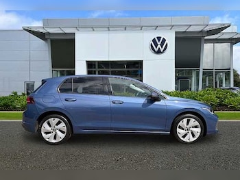 Used Volkswagen Golf 2024 for sale - 78078277: Photo