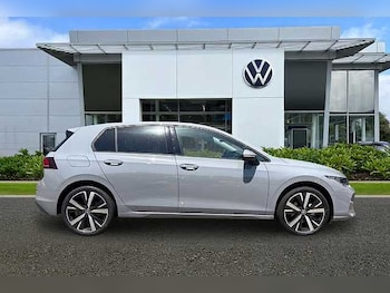 Used Volkswagen Golf 2026 for sale - 79137611: Photo