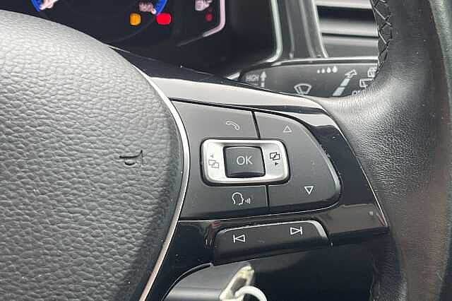 Used Volkswagen T-Roc 2018 for sale - 77236986: Photo 17