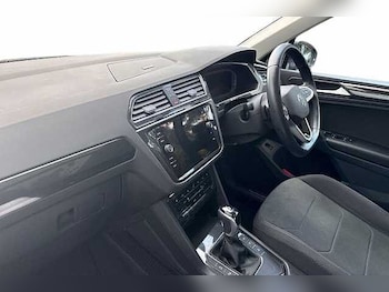 Used Volkswagen Tiguan 2021 for sale - 75760873: Photo