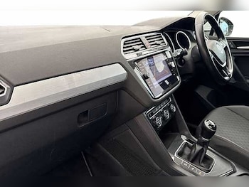 Used Volkswagen Tiguan 2019 for sale - 76445951: Photo