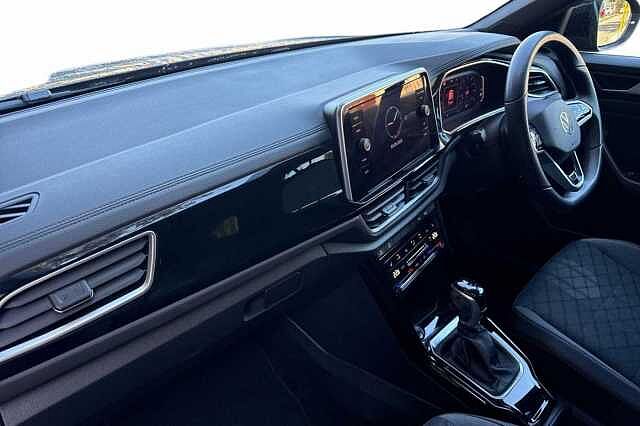 Used Volkswagen T-Roc 2022 for sale - 76490978: Photo 2