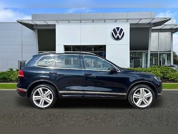 Used Volkswagen Touareg 2017 for sale - 75655336: Photo