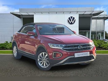 Used Volkswagen T-Roc 2022 for sale - 76777435: Photo