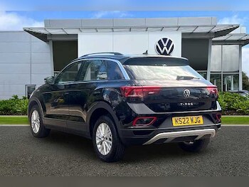 Used Volkswagen T-Roc 2022 for sale - 78201758: Photo