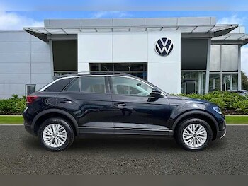 Used Volkswagen T-Roc 2022 for sale - 78201758: Photo