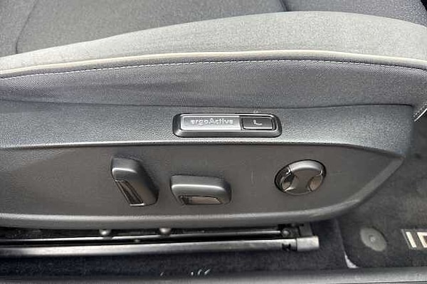 Used Volkswagen ID.3 2021 for sale - 76236489: Photo 29