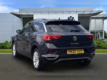 Used Volkswagen T-Roc 2020 for sale - 78762608: Photo