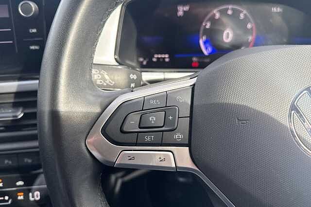 Used Volkswagen T-Roc 2022 for sale - 76319685: Photo 15
