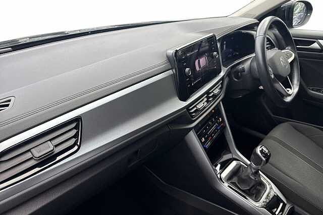 Used Volkswagen T-Roc 2022 for sale - 76319685: Photo 2