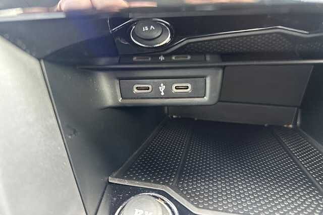 Used Volkswagen T-Roc 2022 for sale - 76319685: Photo 28