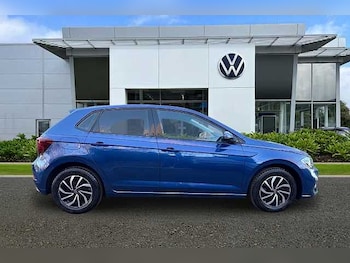 Used Volkswagen Polo 2023 for sale - 77065527: Photo