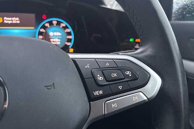 Used Volkswagen Golf 2023 for sale - 77129323: Photo 17