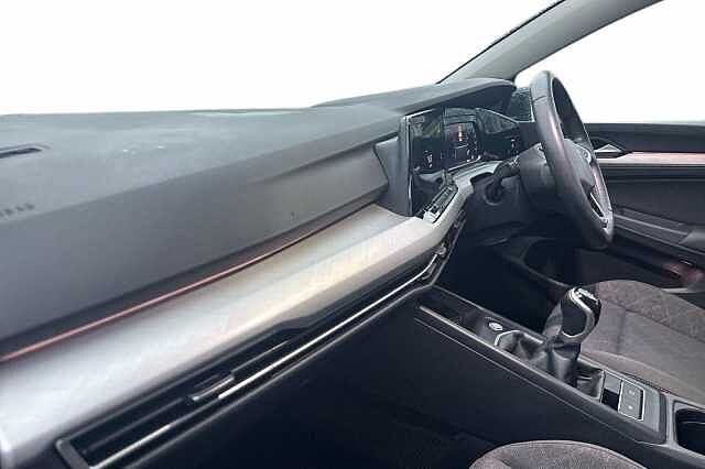 Used Volkswagen Golf 2023 for sale - 77129323: Photo 2