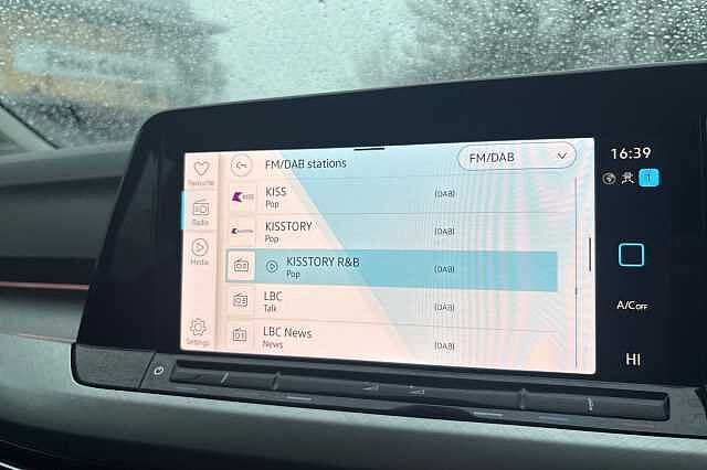 Used Volkswagen Golf 2023 for sale - 77129323: Photo 26