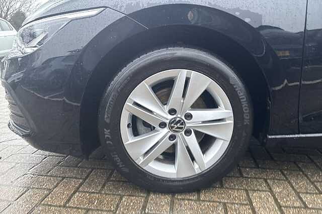 Used Volkswagen Golf 2023 for sale - 77129323: Photo 5