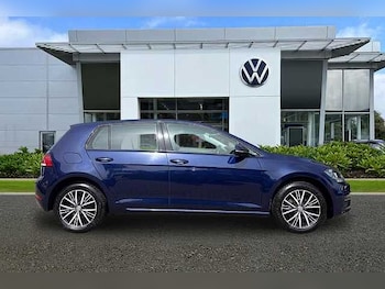 Used Volkswagen Golf 2017 for sale - 78459258: Photo