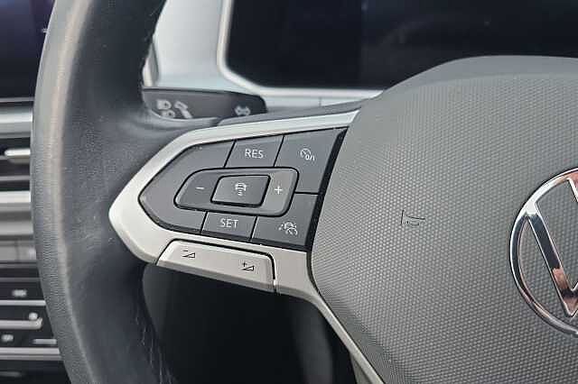 Used Volkswagen T-Roc 2022 for sale - 76845321: Photo 15