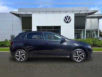 Used Volkswagen Polo 2024 for sale - 78646571: Photo