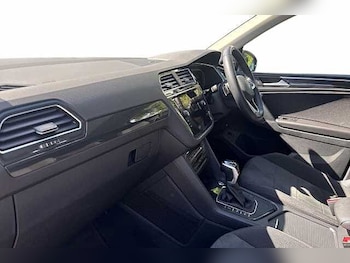 Used Volkswagen Tiguan 2023 for sale - 78781988: Photo