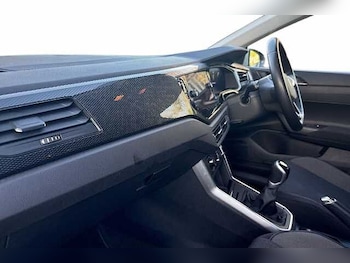 Used Volkswagen Polo 2024 for sale - 77014725: Photo