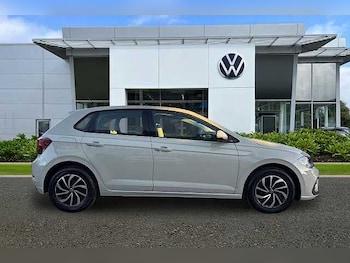 Used Volkswagen Polo 2023 for sale - 77072939: Photo