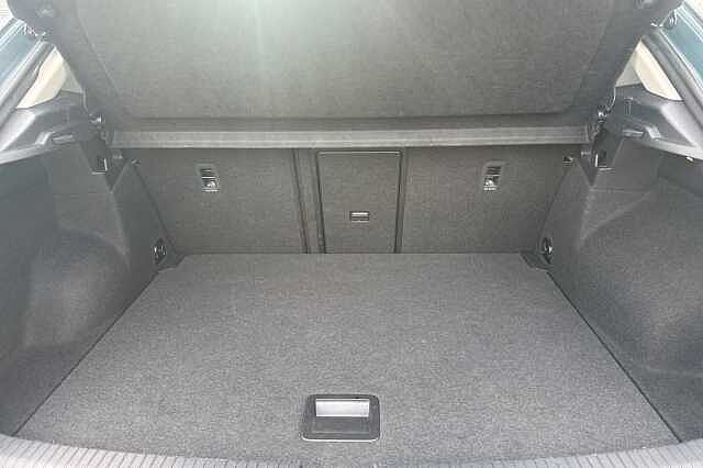 Used Volkswagen T-Roc 2022 for sale - 76418118: Photo 11