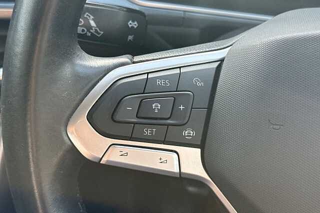 Used Volkswagen T-Roc 2022 for sale - 76418118: Photo 15