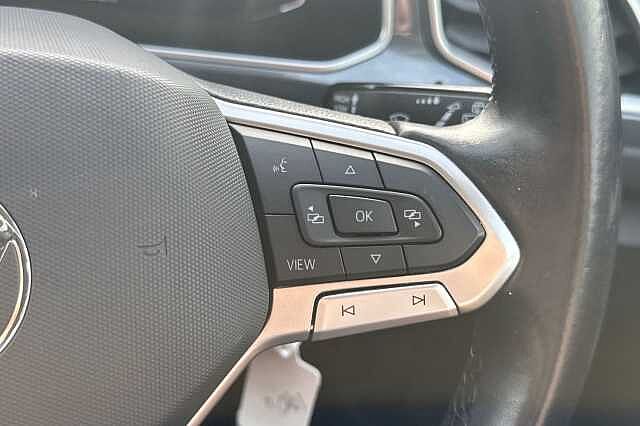 Used Volkswagen T-Roc 2022 for sale - 76418118: Photo 17