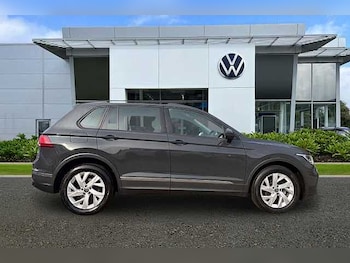 Used Volkswagen Tiguan 2022 for sale - 77916287: Photo