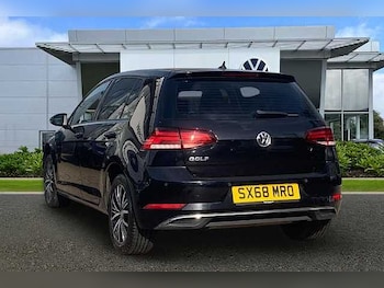 Used Volkswagen Golf 2019 for sale - 77968295: Photo