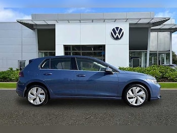 Used Volkswagen Golf 2025 for sale - 77916278: Photo