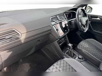Used Volkswagen Tiguan 2021 for sale - 77535793: Photo