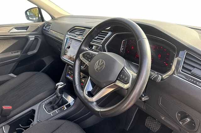 Used Volkswagen Tiguan Allspace 2023 for sale - 77650363: Photo 6
